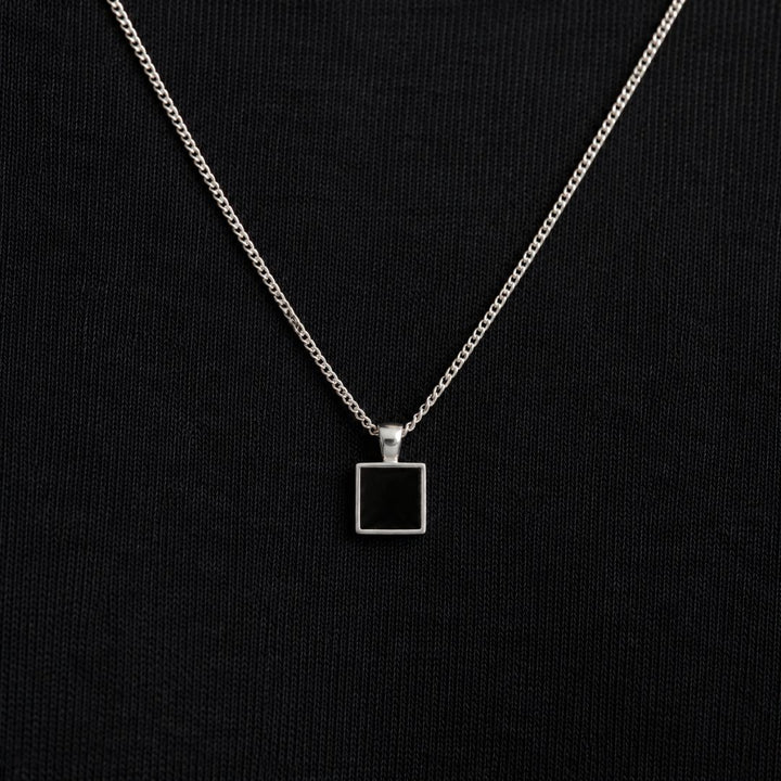 Billie Necklace