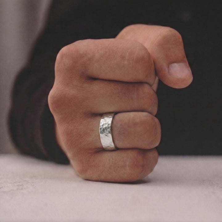 Hobbes Ring