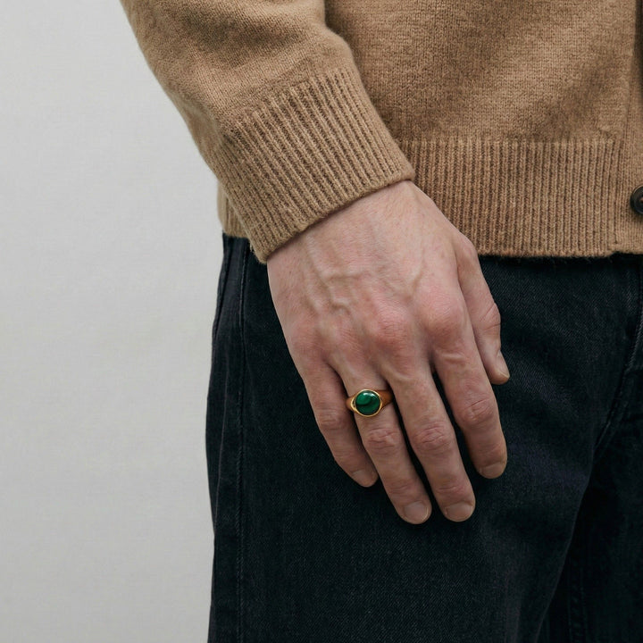 Jude Signet Ring Gold
